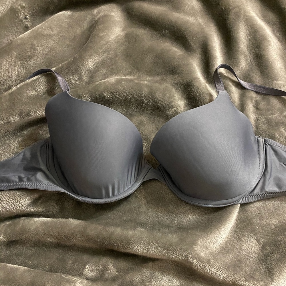 Gray Victoria’s Secret Bra